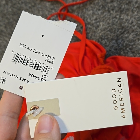 NWT Good American Women Bright Poppy One Swim Red Halter Swimsuit Sz 4/XL - Picture 9 of 10